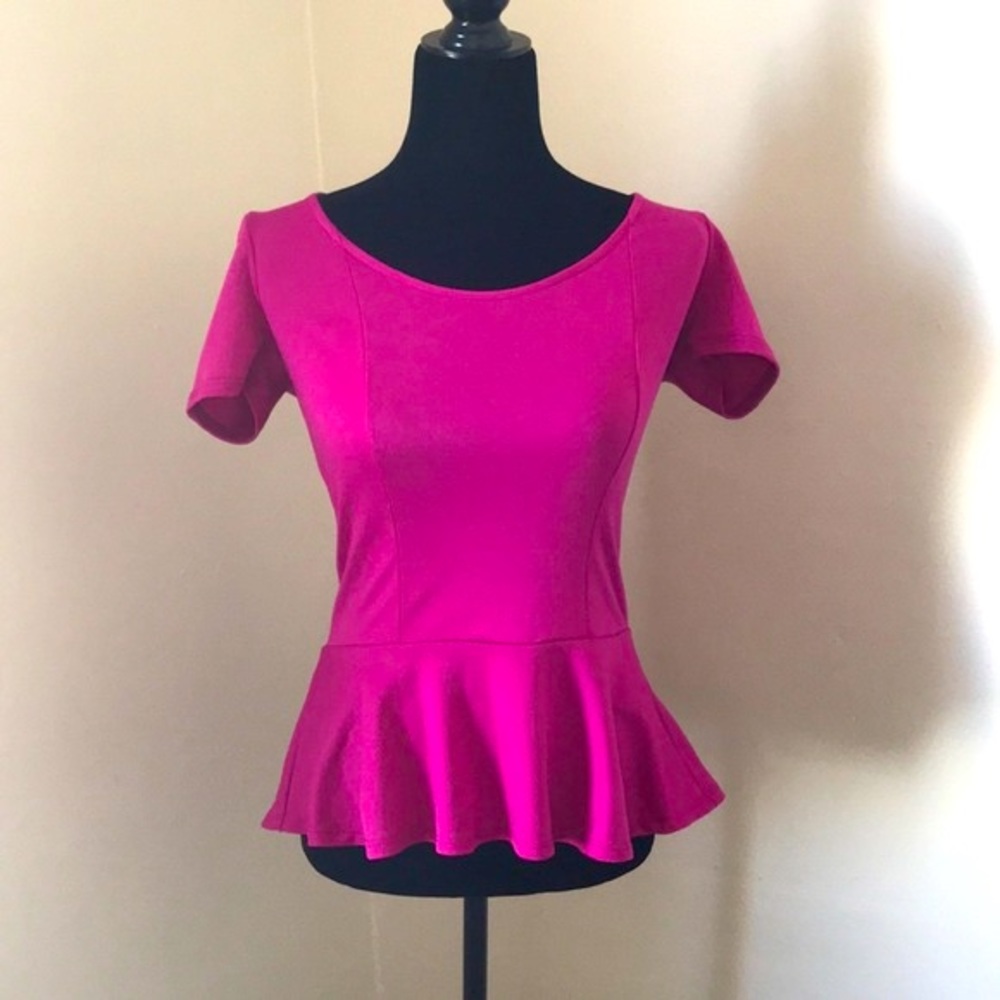Kirra Heart Cut Short Sleeve Ruffled Blouse